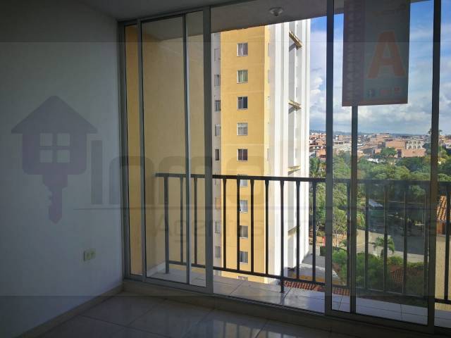 se arrienda apartamento en provenza san fermin