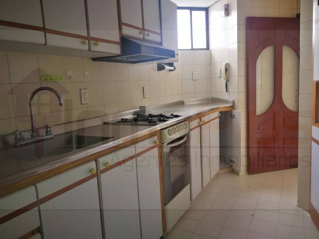 se vende o se arrienda apartamento en cabecera