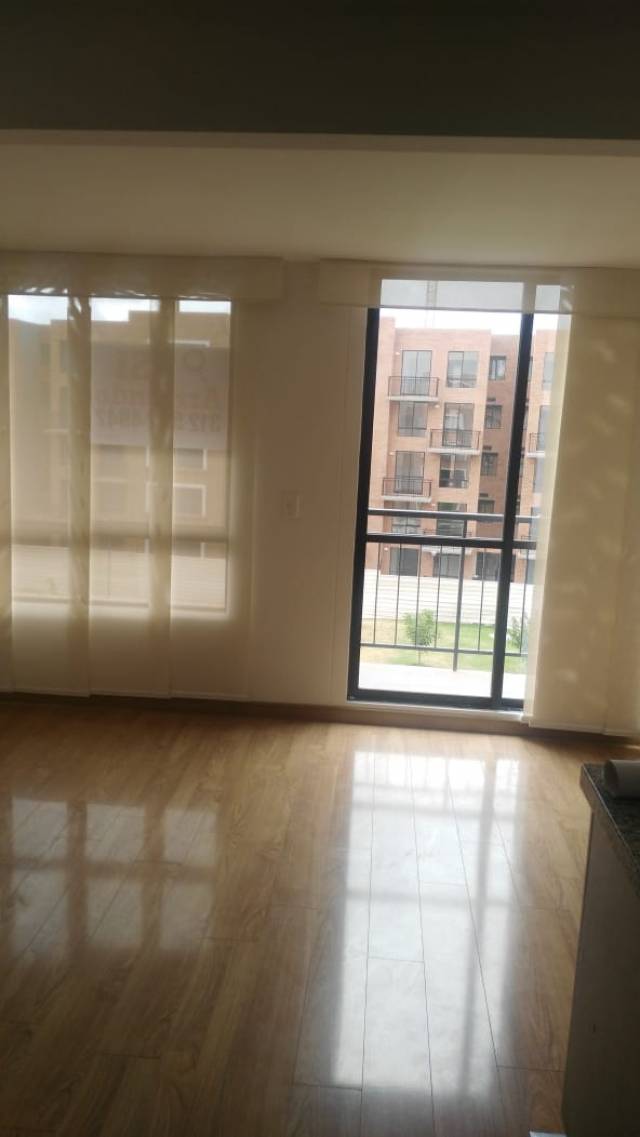 Madrid, ARRIENDO APTO 4 PISO CON ASCENSOR, PARQUEADERO.