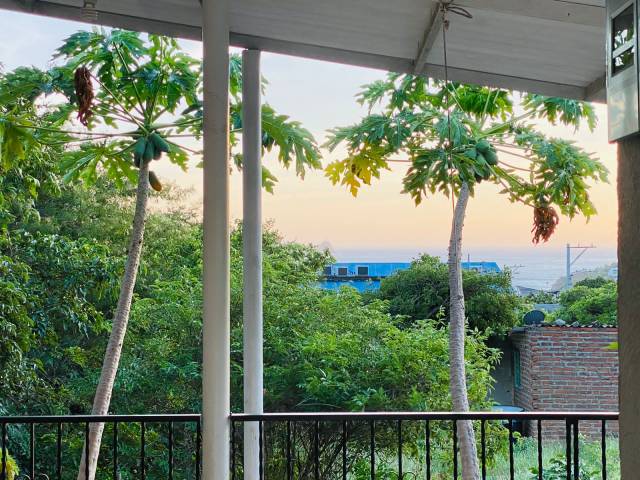 SE VENDE HERMOSA CASA FINCA EN TAGANGA CON PISCINA EXCELENTE UBICACION A 6 CUADRAS DE LA PLAYA