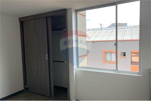 Venta Apartamento Britalia-Suba 64m2, 3Hab.