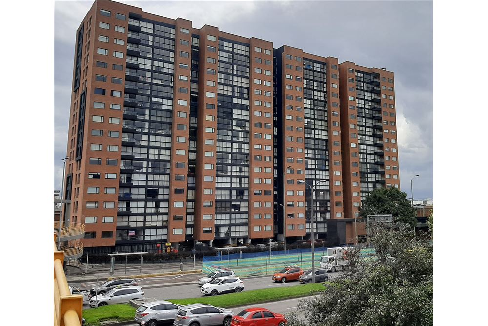 LINDO APARTAMENTO CON EXCELENTE VISTA !!!