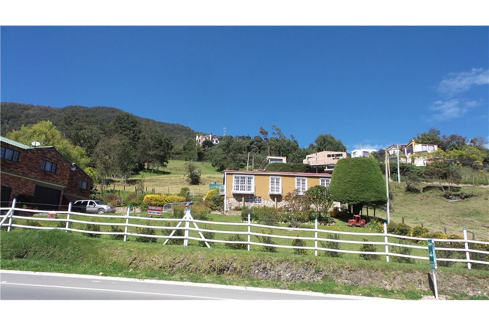 venta lote de 3.200 mts2,en la Calera.