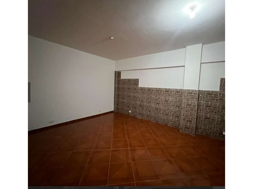 EN VENTA HERMOSA CASA REMODELADA SECTOR CIRCUNVALAR PEREIRA