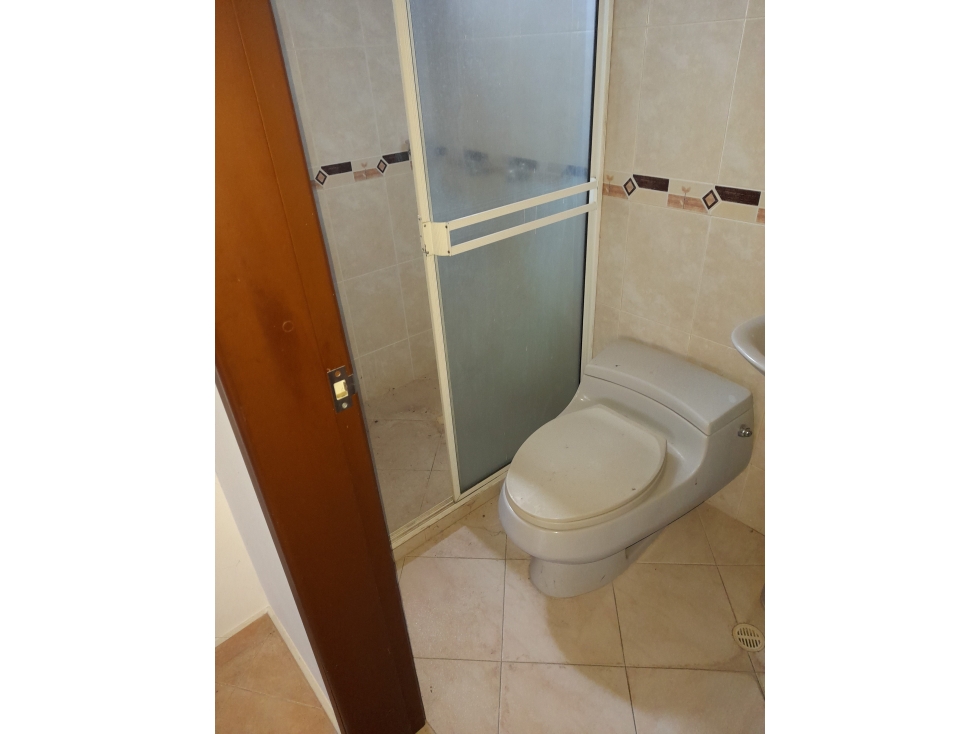 APARTAMENTO (2º PISO) EN ARRIENDO SECTOR BUENOS AIRES