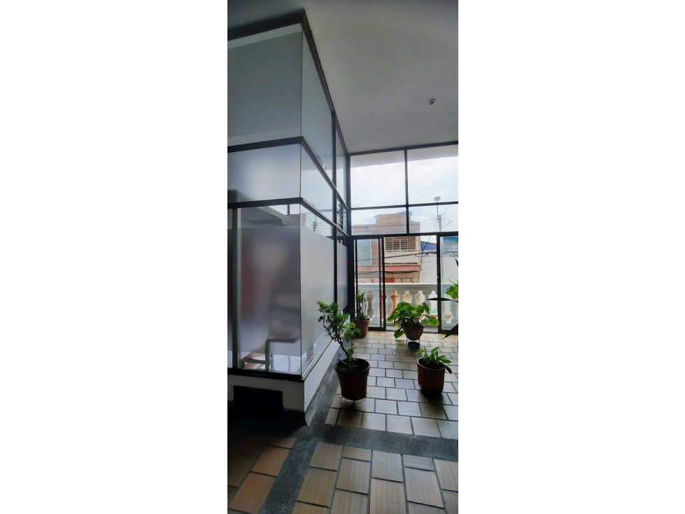 En Venta local  Comercial - Centro Comercial la Plazuela