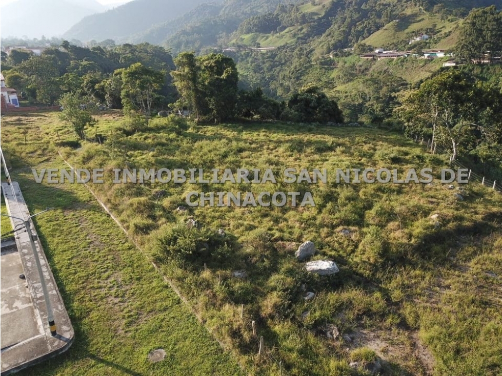 VENDO LOTES URBANOS EN CHINACOTA