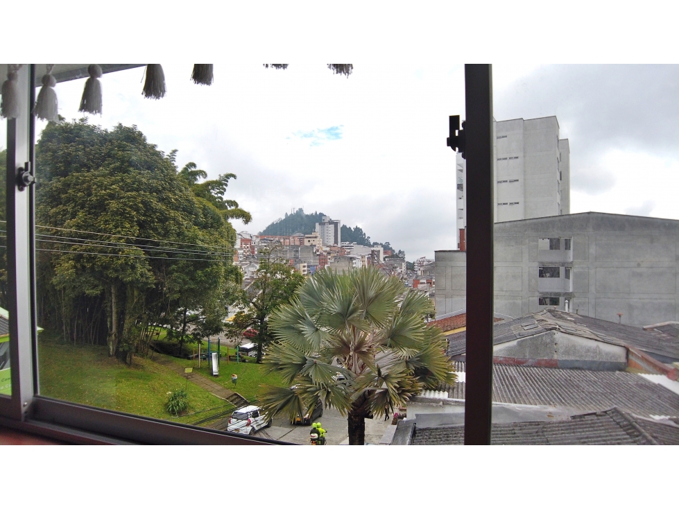 Venta Casa con Renta Sector Palermo, Manizales