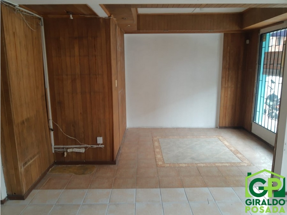 ARRIENDO LOCAL EN LAURELES-NUTIBARA