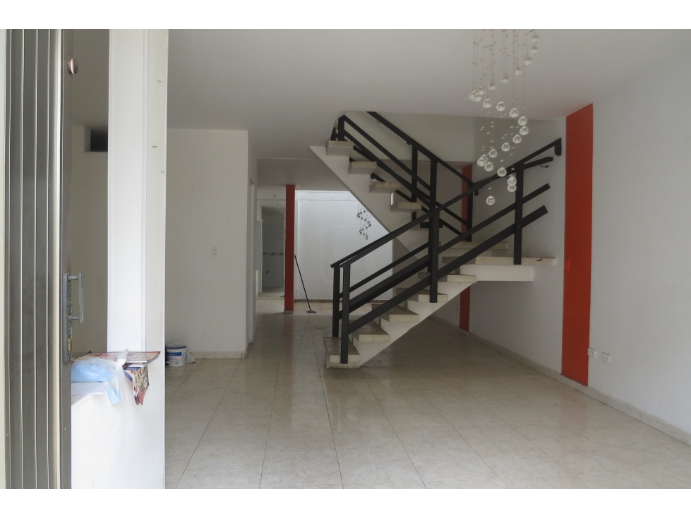 Venta de Casa en Caney de 270 Mt2, Sur de Cali 5536.