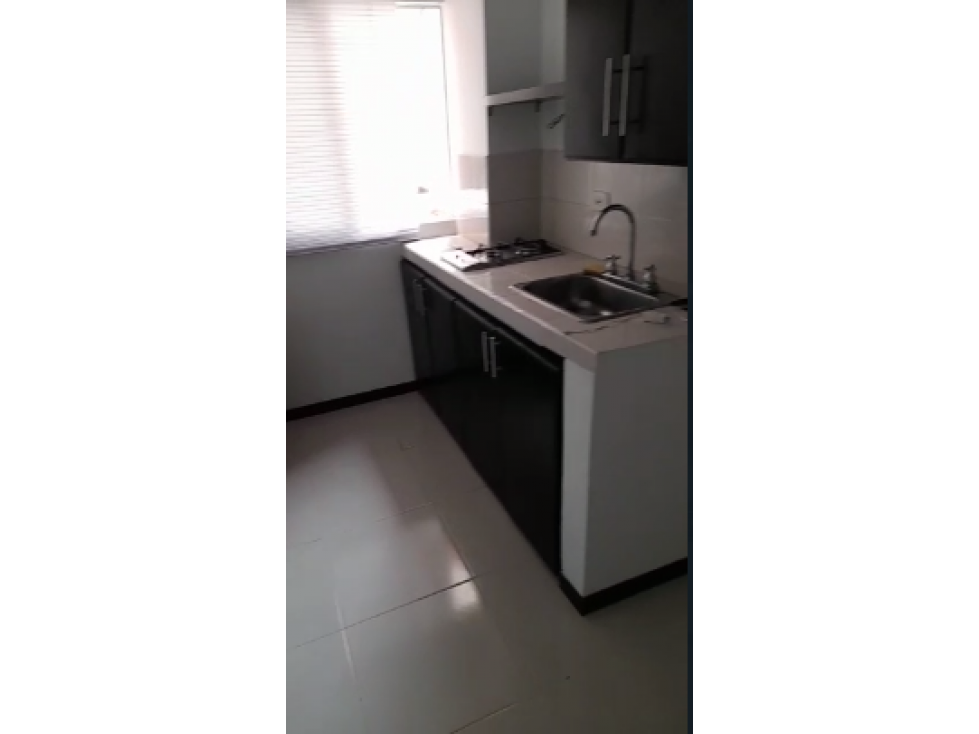 Venta Apartaestudio de 25mts2 en La Flora, Norte de Cali 7485.