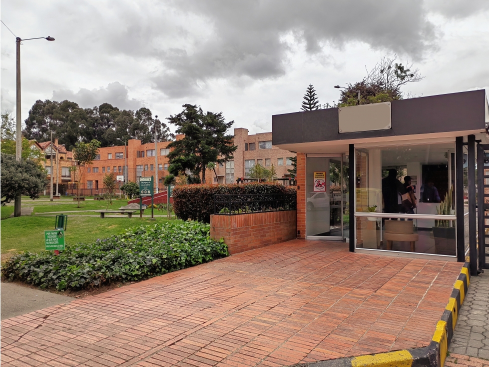 VENTA - APARTAMENTO CON TERRAZA - GRATAMIRA BOGOTA