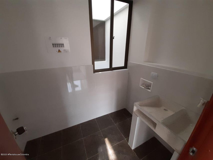 Apartamento en  20 de Julio(Chia) COD: 22-917