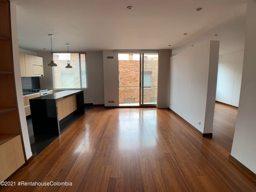 Apartamento en  El Refugio(Bogota) COD: 22-1287