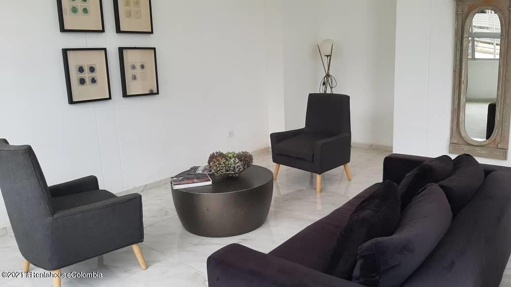 Apartamento en  Puerta Dorada CO: 22-1235