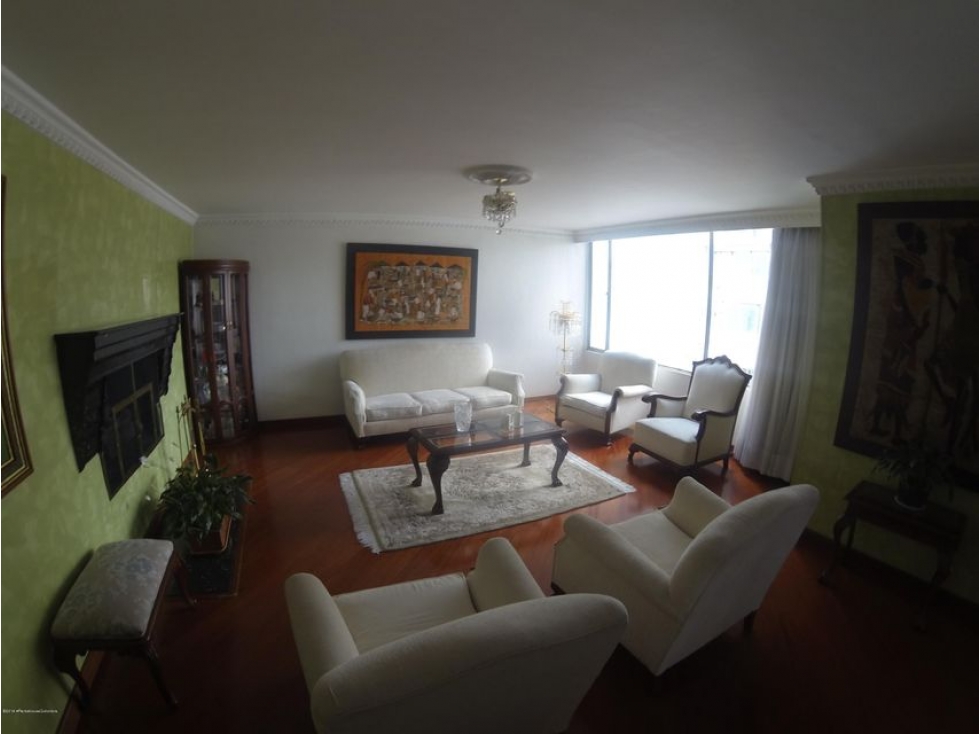 Apartamento en  Chico Navarra RAH CO: 23-13