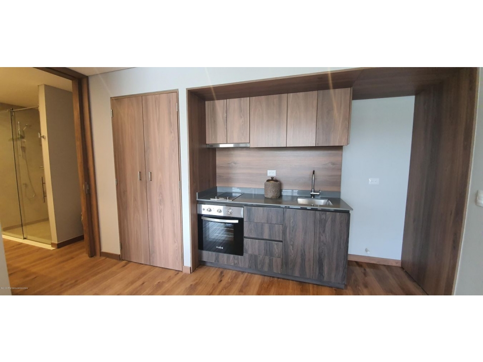 Vendo Apartamento en  Santa Ana Usaquen C.C 22-998