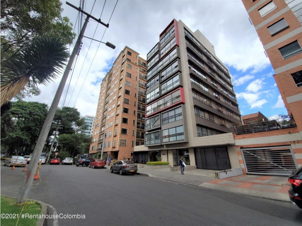 Arriendo Comercial en  Chico Norte(Bogota) C.C 22-1145