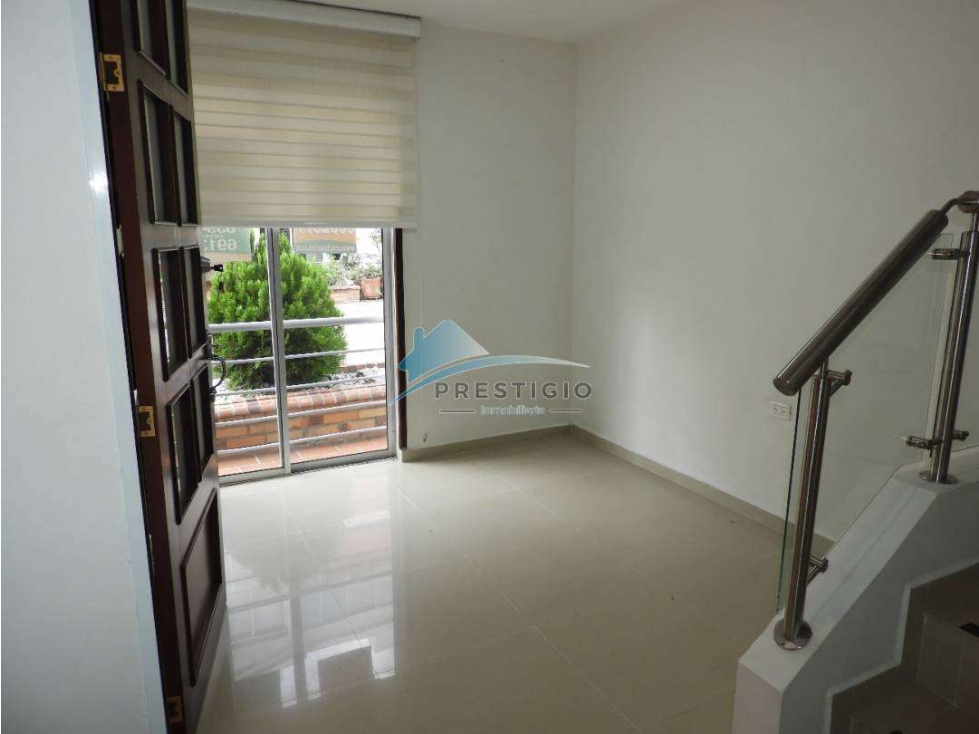 CASA EN VENTA EN CAÑAVERAL / INMOBILIARIA PRESTIGIO / FLORIDABLANCA SimiCRM995649