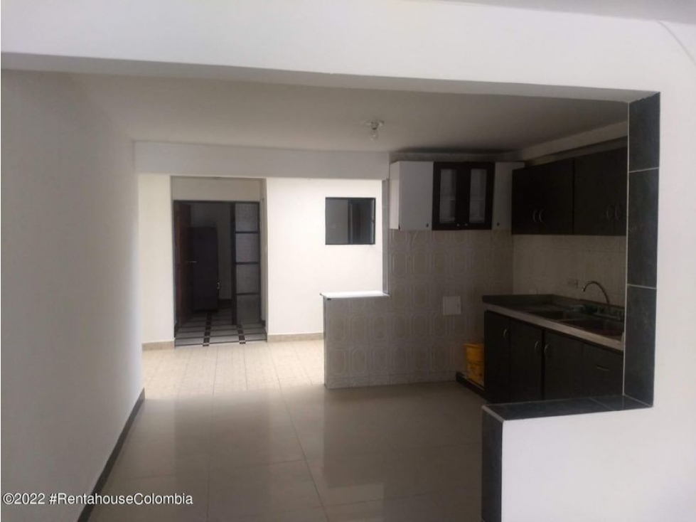 Vendo Apartamento en  Villa Luz(Bogota)S.G. 23-747