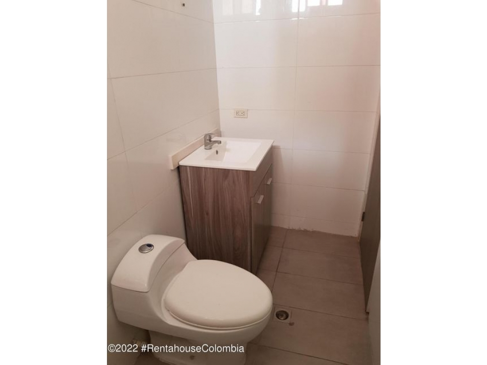 Apartamento en  Villa Santos RAH CO: 22-2342