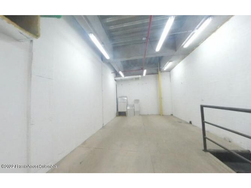 Comercial en  Santa Teresita(Cali) RAH CO: 22-2504