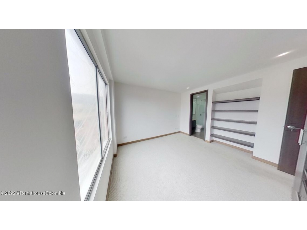 Apartamento en  Caobos Salazar RAH CO: 22-2952