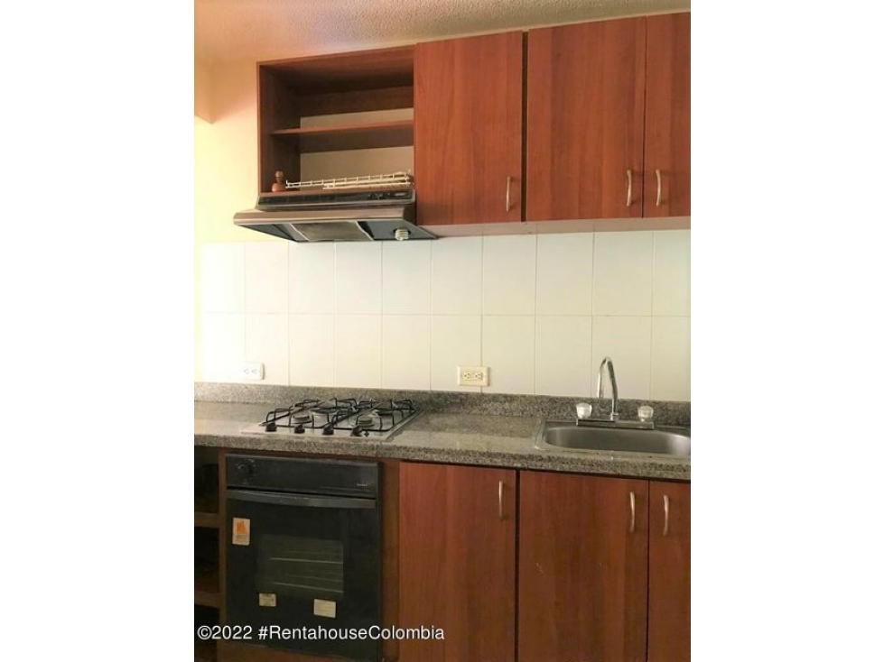 Apartamento en  Hayuelos(Bogota) RAH CO: 23-1725