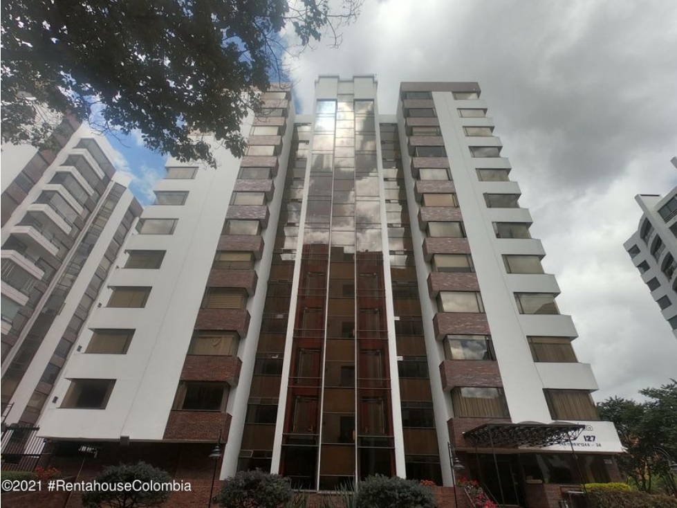 Apartamento en  Multicentro RAH CO: 23-1550