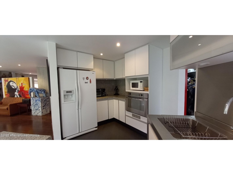 Apartamento en  Los Rosales(Bogota) RAH CO: 23-321