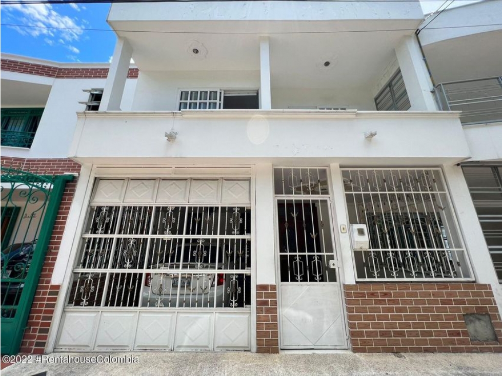 Casa en  Prados del Este(Cucuta) RAH CO: 23-315