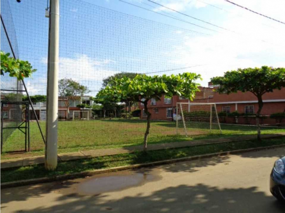 VENDO CASA EN JAMUNDI ( COUNTRY PLAZA 1) T.P