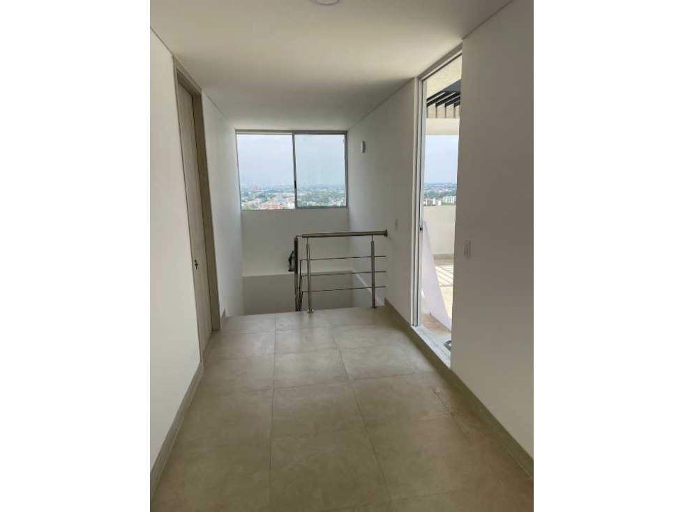 SE VENDE HERMOSO  PENTHOUSE  EN VALLE DEL LILI (D.C) CW:6886977