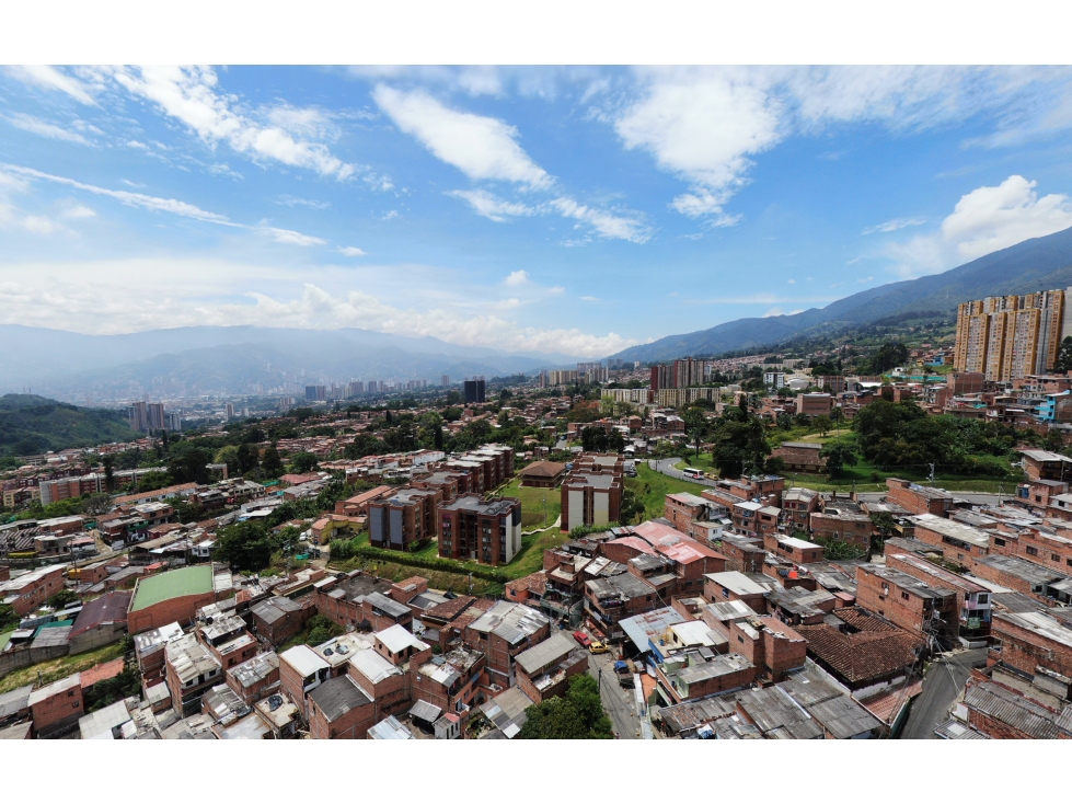 Casa lote para desarrollo vivienda zona urbana Oportunidad inversion