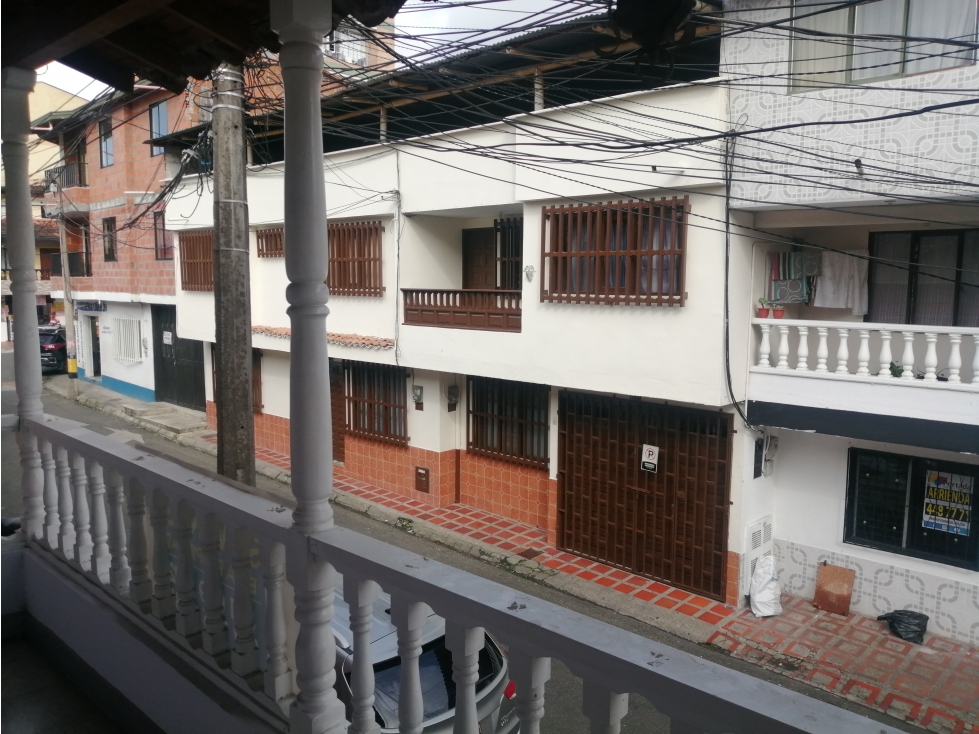 Hermosa Casa en Venta Sector Santana - Rionegro