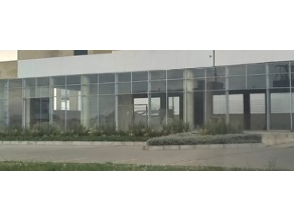 LOCAL EN ARRIENDO EN SIBRIA 250 M2