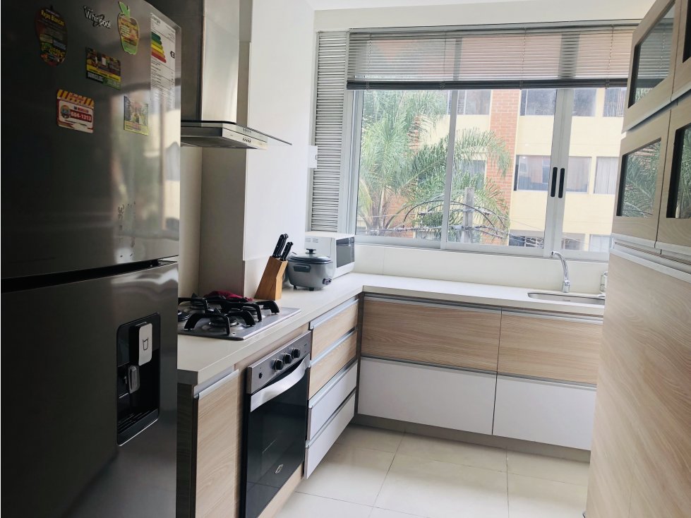 Apartamento Amoblado En Alquiler Laureles,Medellín