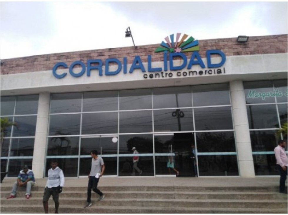 Se arriendan local en el centro comercial La Cordialidad