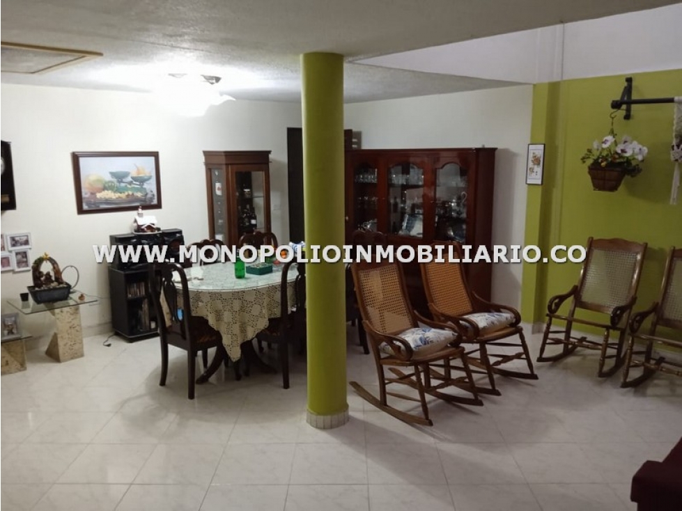 CASA BIFAMILIAR EN VENTA - SECTOR SIMÓN BOLÍVAR COD: 24355