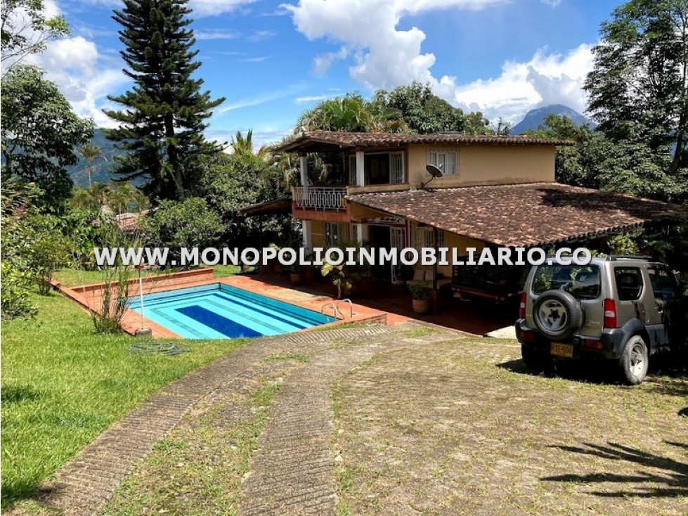 CASA FINCA EN VENTA - SECTOR CAMILO C, AMAGA  COD: 24093