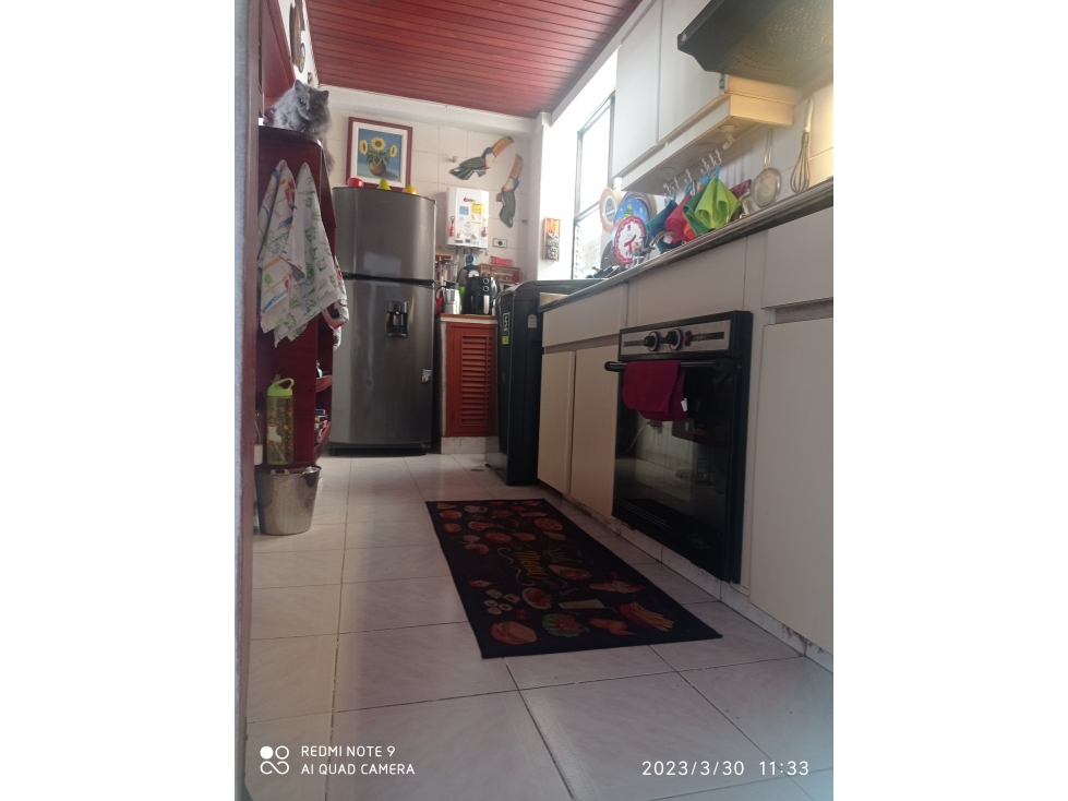 VENDO APARTAMENTO EN EL BARRIO LA POLA IBAGUE. EA