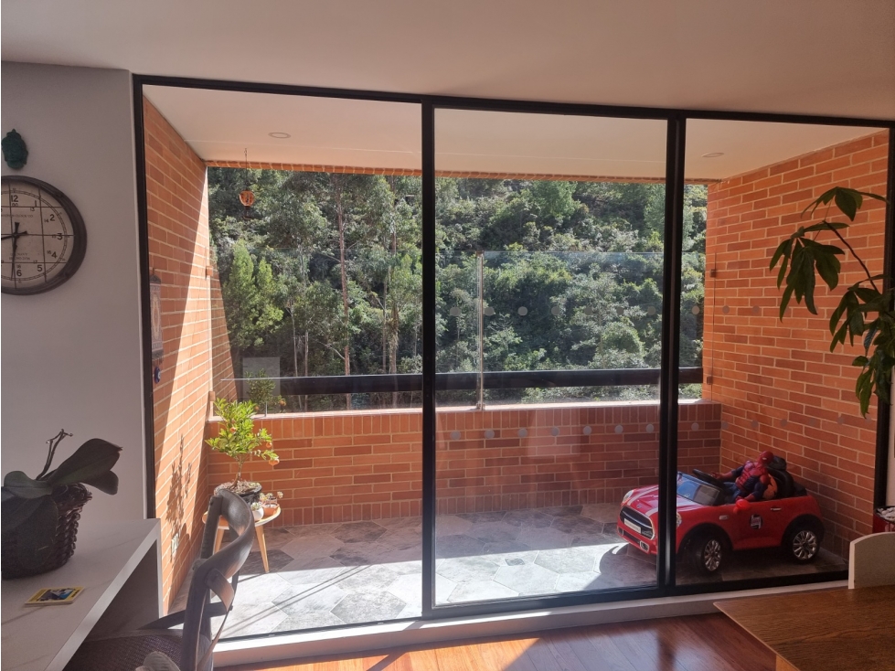 SE VENDE APARTAMENTO SIERRA DEL MORAL