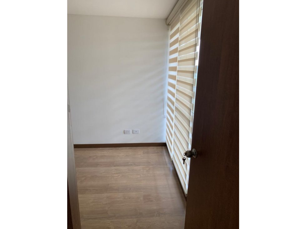 SE VENDE LINDO APARTAMENTO  EN MOSQUERA