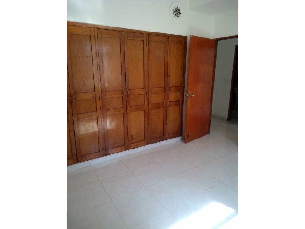 38055 - Apartamento para Venta en Manga