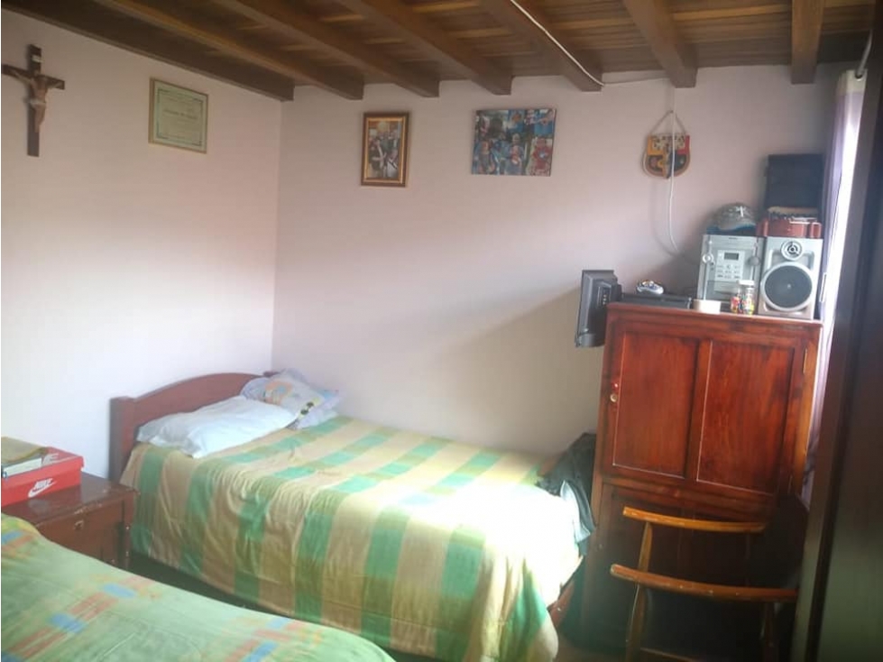 VENDO CASA SOPO. PERMUTO POR FUSAGASUGA IGUAL VALOR