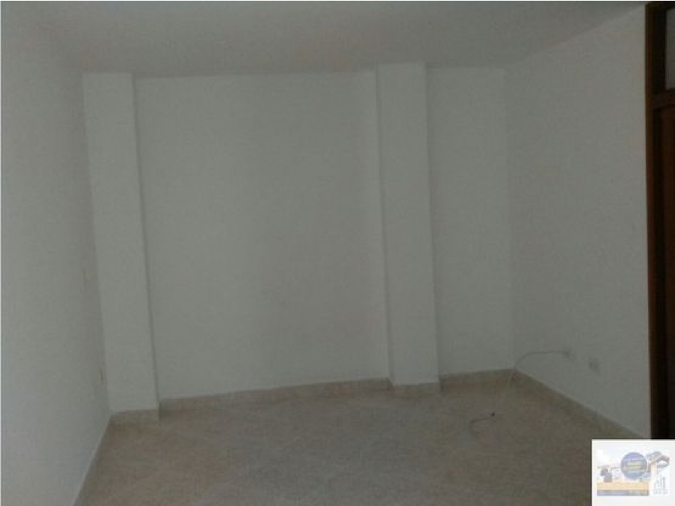 ARRIENDO APARTAMENTO EN EL TRIANON