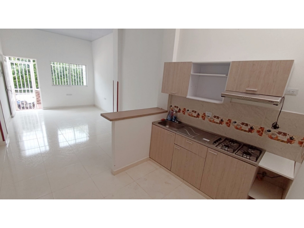 VENDO CASA CALDAS