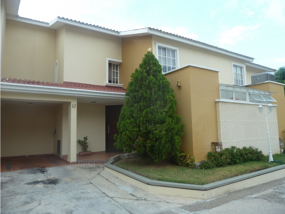 VENTA DE  CASA EN SANTA MONICA BARRANQUILLA