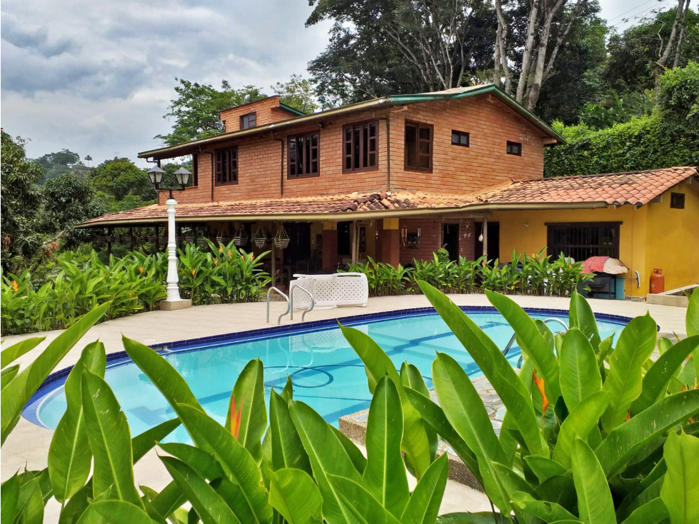 CASA CAMPESTRE EN VENTA, BARBOSA, NORTE, ANTIOQUIA