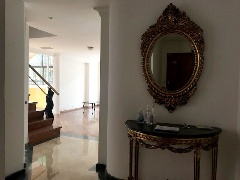 ARRIENDO  AMOBLADO O VENDO APARTAMENTO CHICO- TERRAZA - ESTUDIO, 2HAB